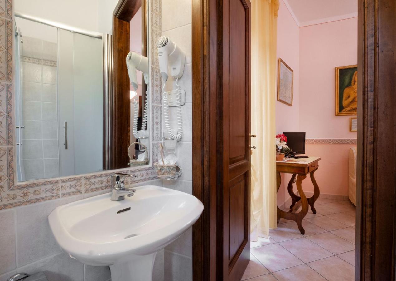 B&B Locanda Il Tufo Rosa Pitigliano Exterior foto