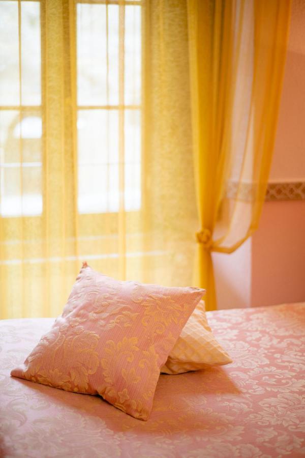B&B Locanda Il Tufo Rosa Pitigliano Exterior foto